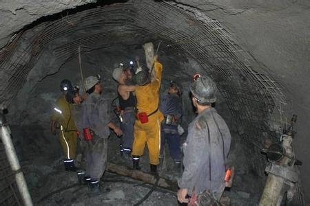 梅河口工程爆破中的危险因素分析以及应对工程爆破危险的措施